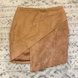 Camel mini skirt